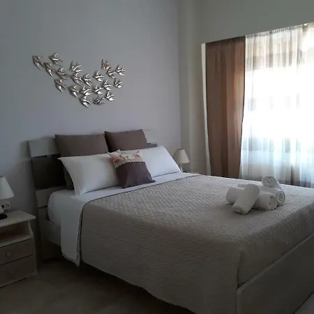 Square No5 1st Floor Apartman