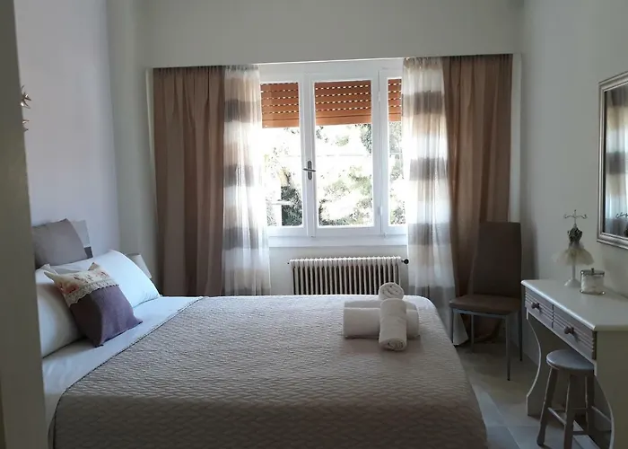 Square No5 1st Floor