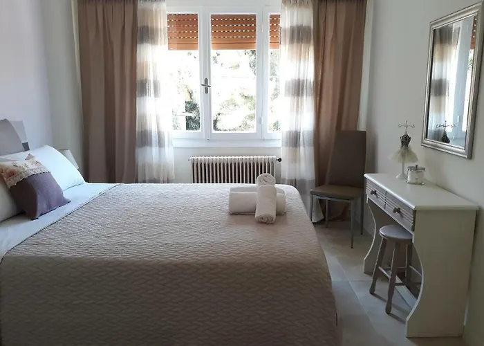 Square No5 1st Floor Argostoli (Kefalonia)