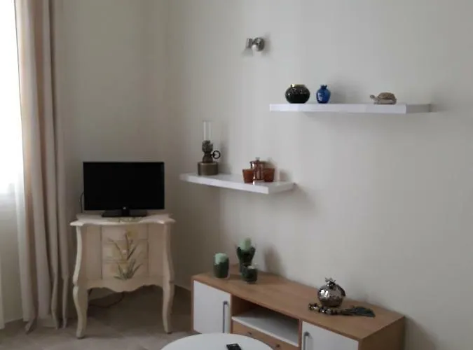 Square No5 1st Floor *