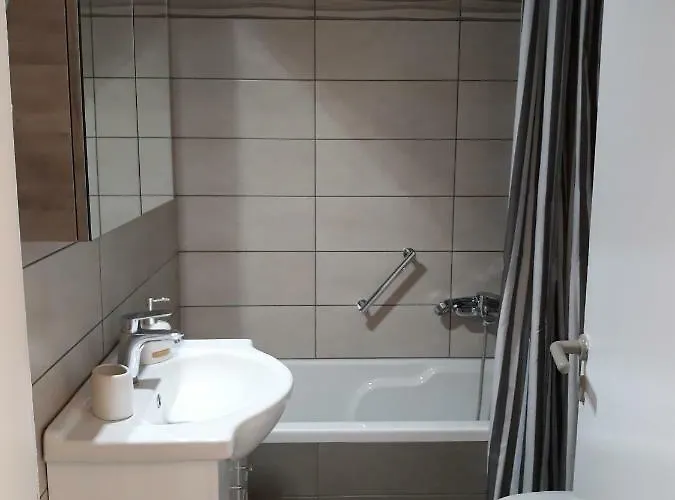 Square No5 1st Floor *